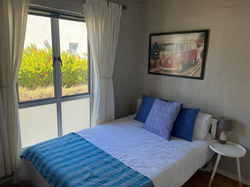 2 Bedroom Property for Sale in Vredehoek Western Cape